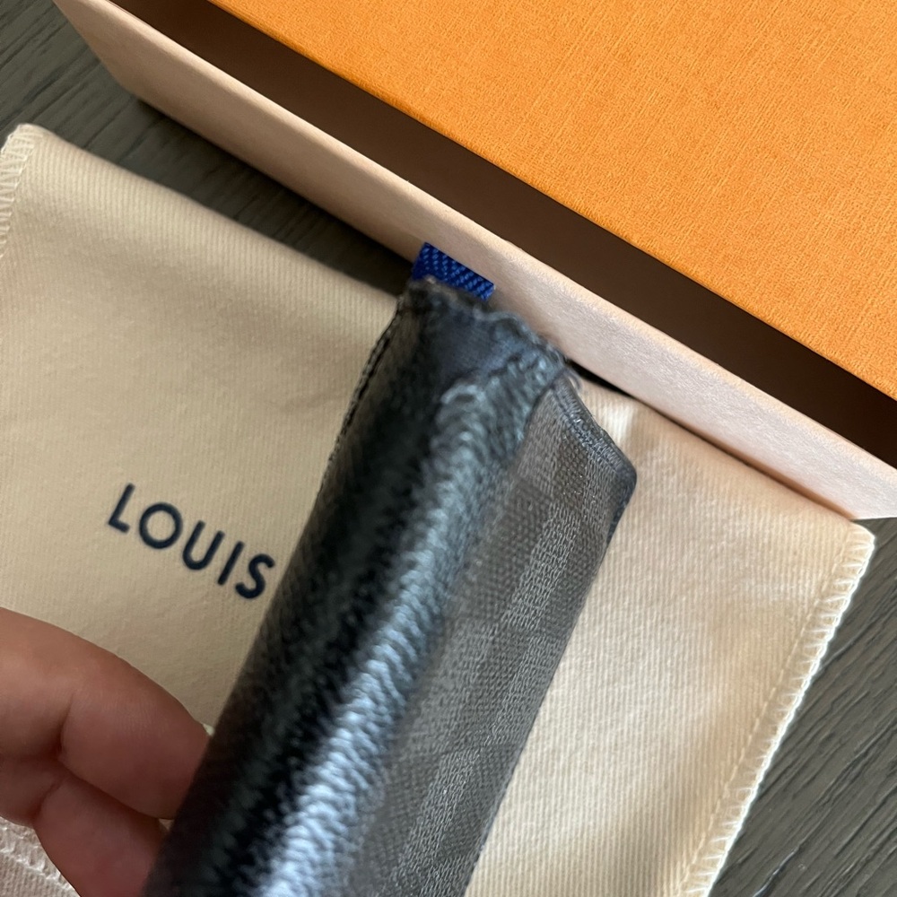 Louis Vuitton Checkered Black Bifold Wallet - Picture 3 of 7